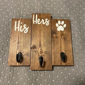 Wooden Wall Decor with Hooks
